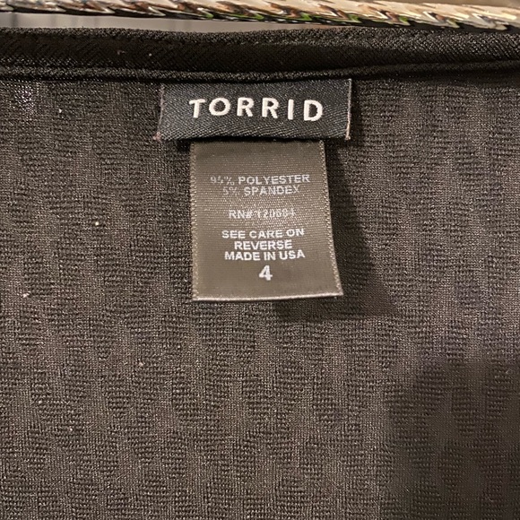 My FAVORITE black peplum top from Torrid 😍 - Picture 5 of 5